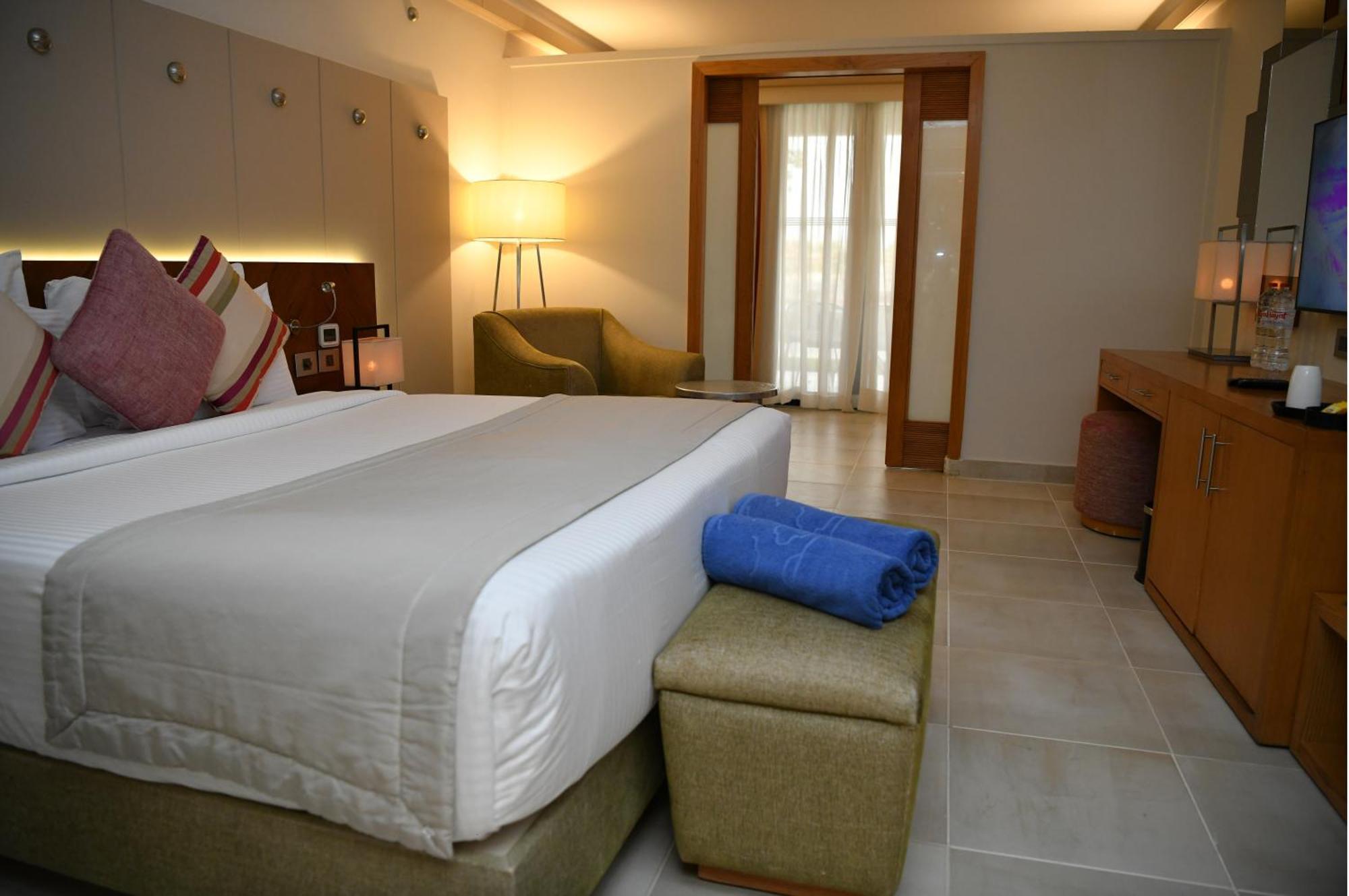 Coral Sea Imperial "Coral Sea Sensatori" Hotel Sharm el-Sheikh Exterior photo